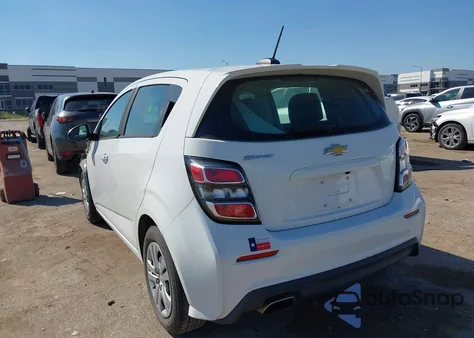 2017 Chevrolet Sonic Lt Auto из США, поврежденный, VIN 1G1JG6SH4H4154942